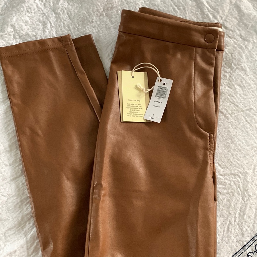 NWOT Aritzia jupiter pants